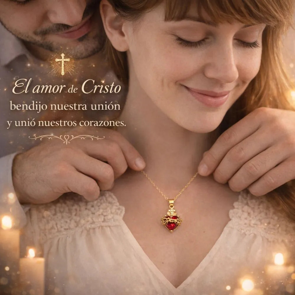 COLLAR SAGRADO CORAZON DE JESUS + CAJA DE REGALO